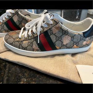 Gucci Women's berry print Ace sneaker